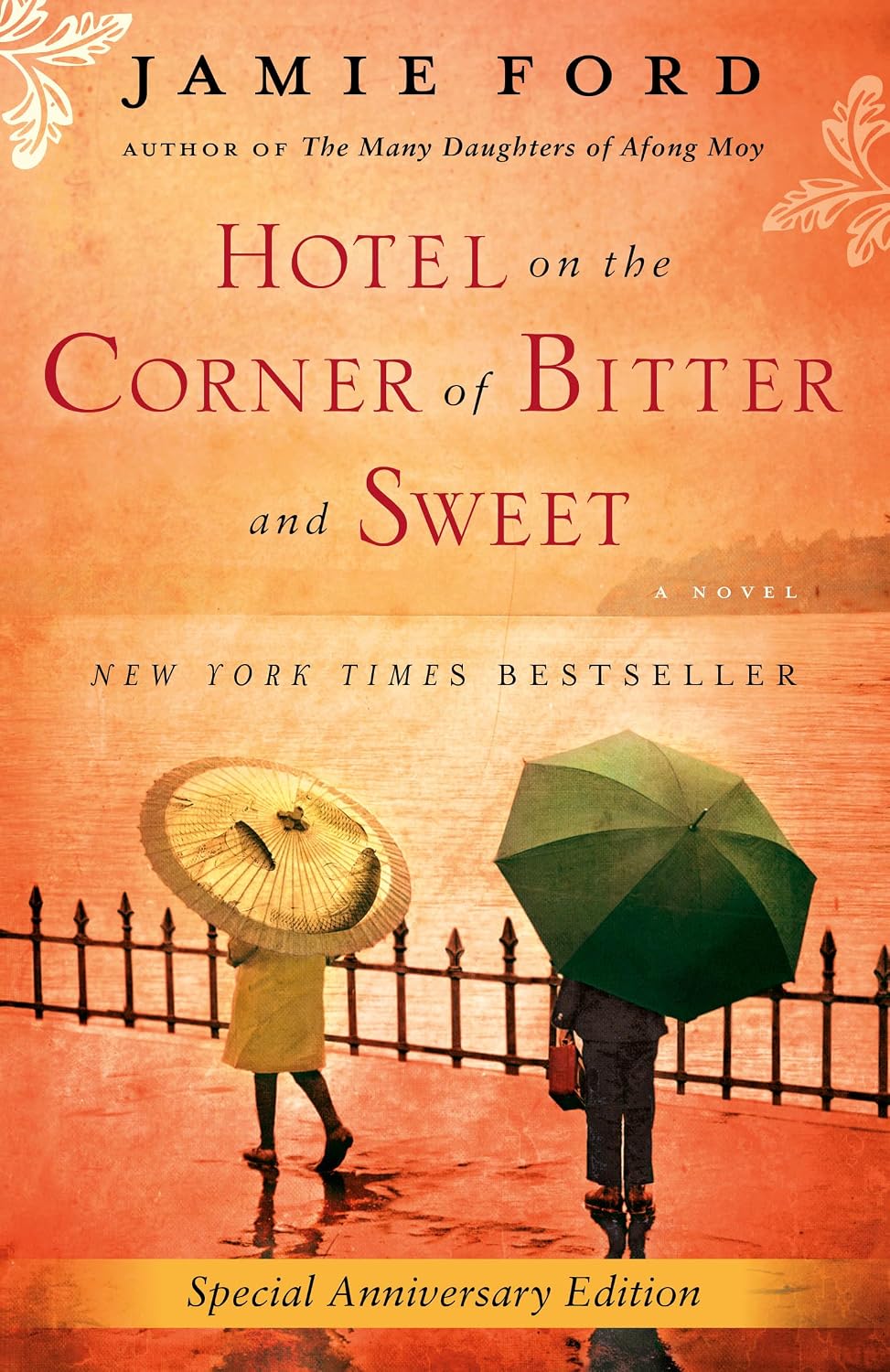 Hotel on the Corner of Bitter and Sweet by Jamie Ford book cover